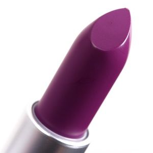 MAC Heroine Lipstick